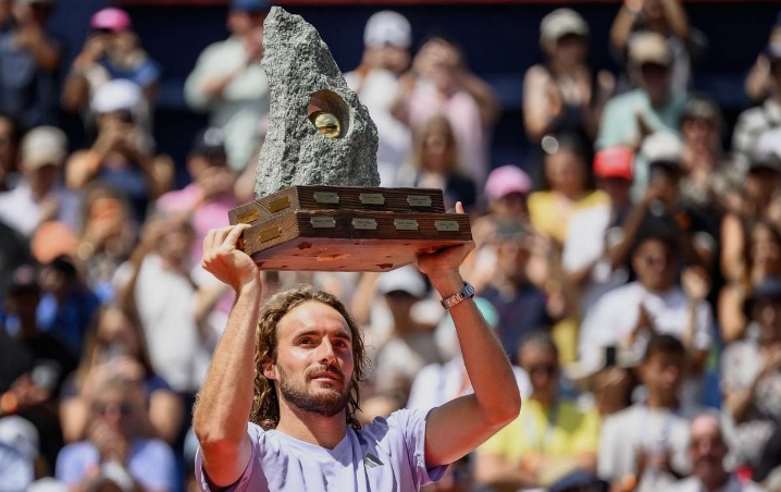 Tsitsipas Ends 16-Month Title Drought with Gstaad ATP Triumph
