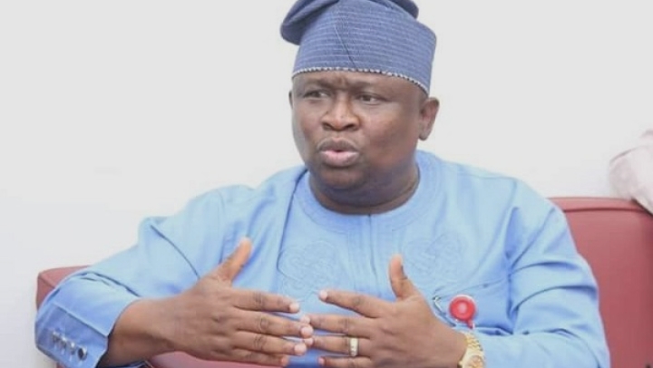 Light Up Ogun: Yayi Facilitates 5,360 More Solar Street Lights Across Three Senatorial Districts